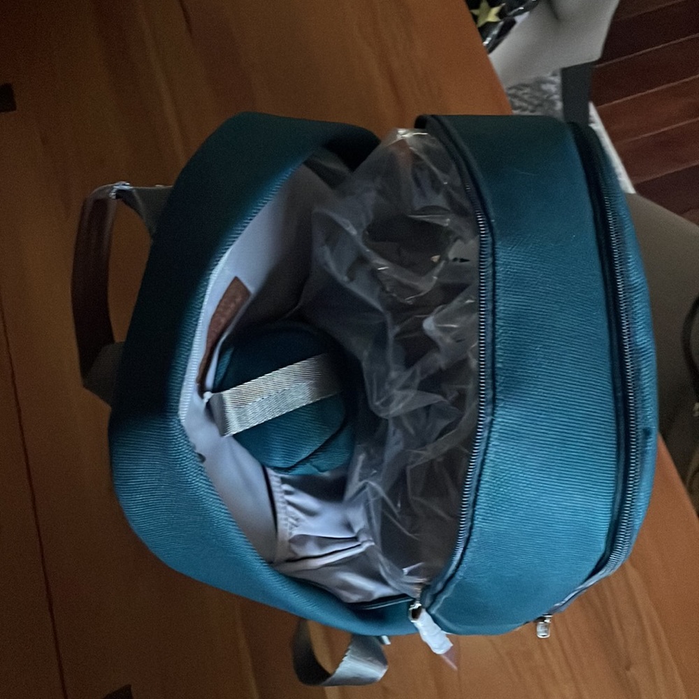 Uppababy Changing Backpack. Finn (Deep Sea/Chestnut Leather - Picture 7 of 7